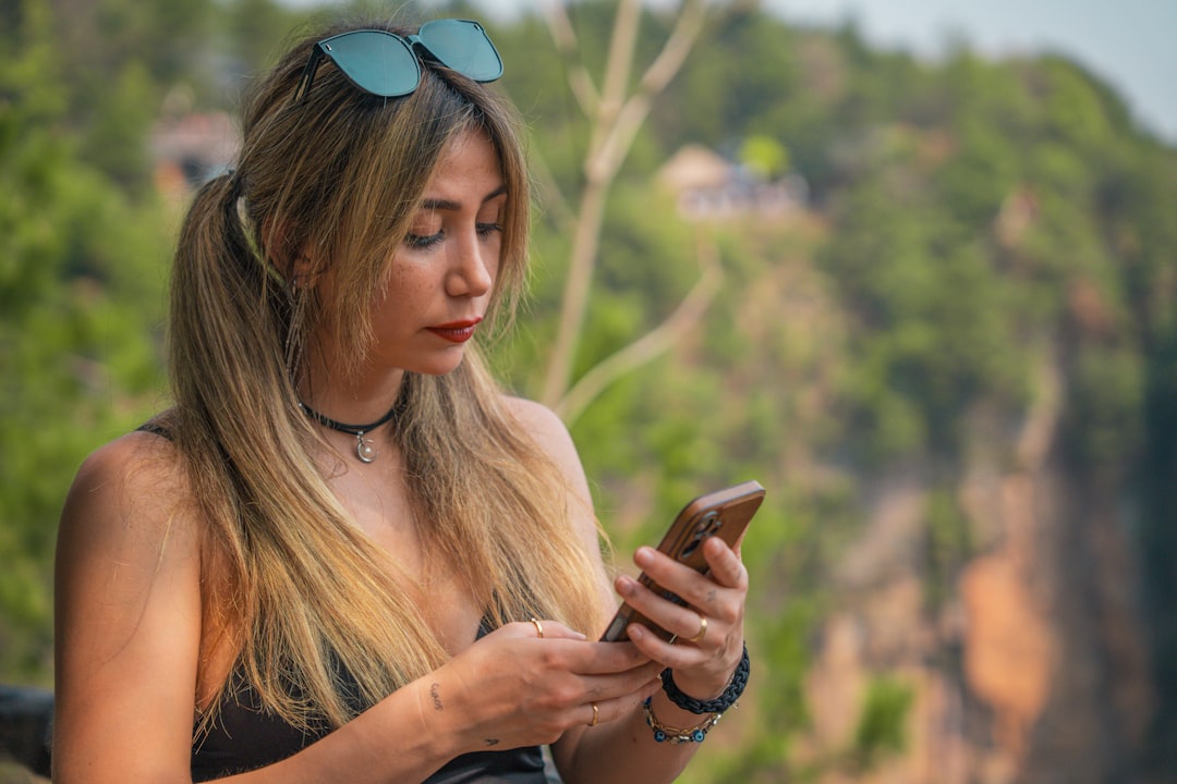 כמה GB צריך לטיול? מדריך בחירת חבילת eSIM
