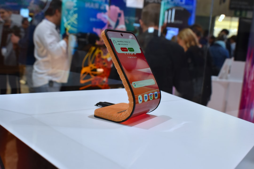 📱 מכשירים תומכי eSIM – רשימה מעודכנת (2025)